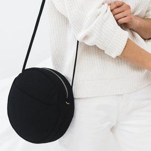 NWOT - BAGGU Black Canvas Circle Bag!